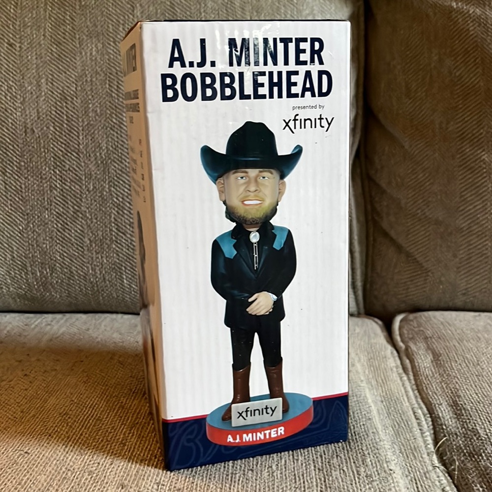 A.J Minter Collectors Bobblehead-Atlanta Braves